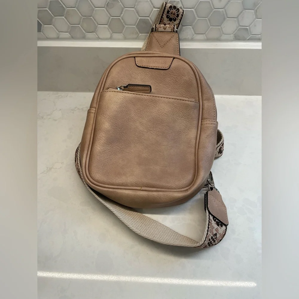 Bostanten Anti-Theft Shoulder Strap Crossbody Bag Light Brown‎